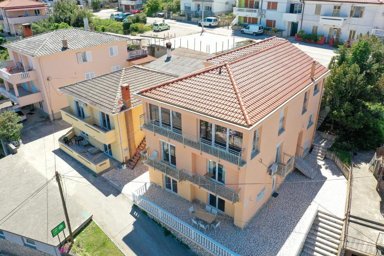 Apartamento Moro Vrbnik Exterior foto
