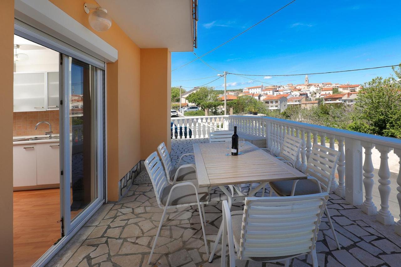 Apartamento Moro Vrbnik Exterior foto